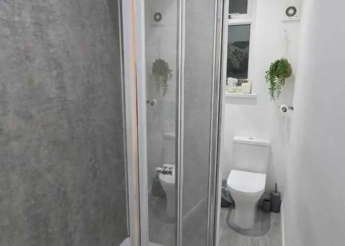 Cosy 3 Bedroom, 5 Bed House! 度假居 利兹