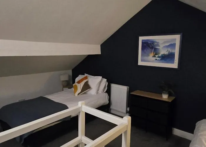 Cosy 3 Bedroom, 5 Bed House! Casa vacanze