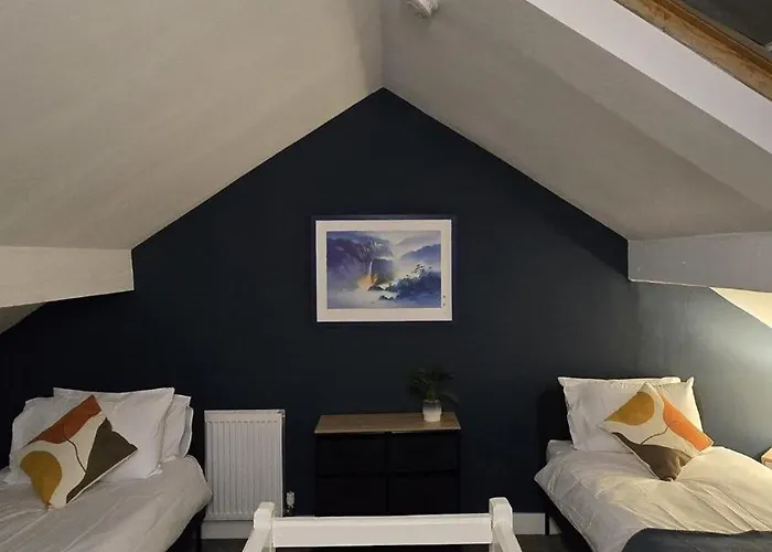 Cosy 3 Bedroom, 5 Bed House! Casa vacanze *