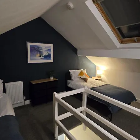 Cosy 3 Bedroom, 5 Bed House! Сasa de vacaciones